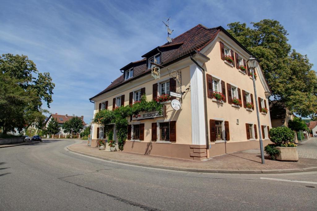 Gasthaus Zum Hirschen Oberrimsingen Dış mekan fotoğraf